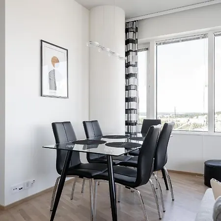 Stunning Views 2br With Sauna - Nokia Arena *
