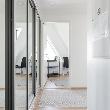 Huoneisto Stunning Views 11th Floor 2br With Sauna